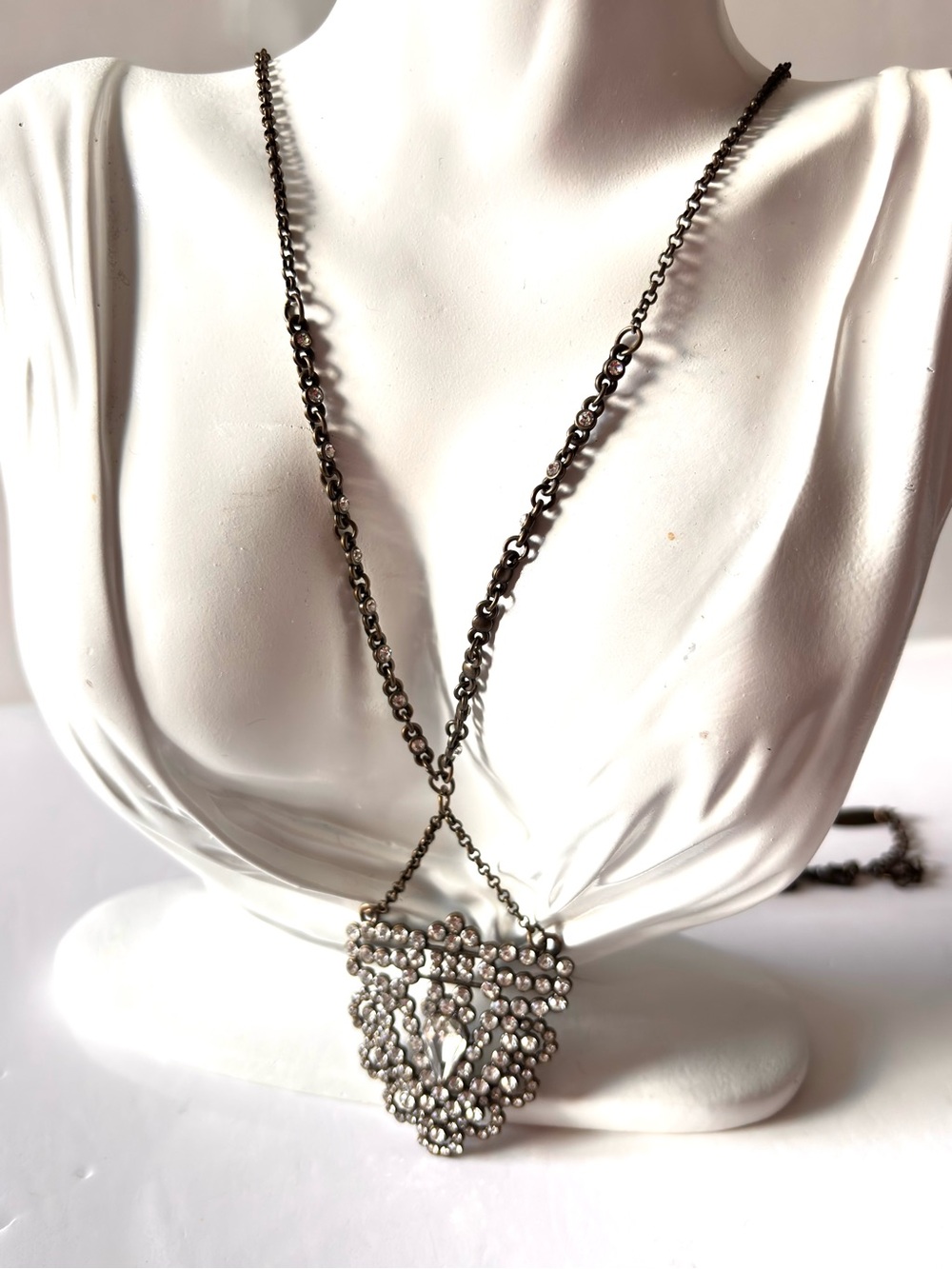 Plunder Crystal Pendant Necklace Teardrop Bronze Cable Chain Lobster